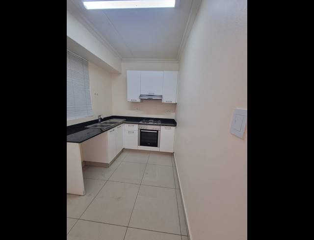 1 BEDROOM PROPERTY TO RENT IN UMHLANGA RIDGE